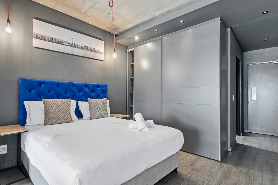 1 Bedroom Property for Sale in Woodstock Western Cape